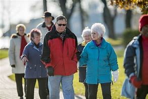 walking tours for seniors